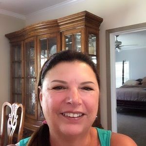 Meet your Posher, Cheryl